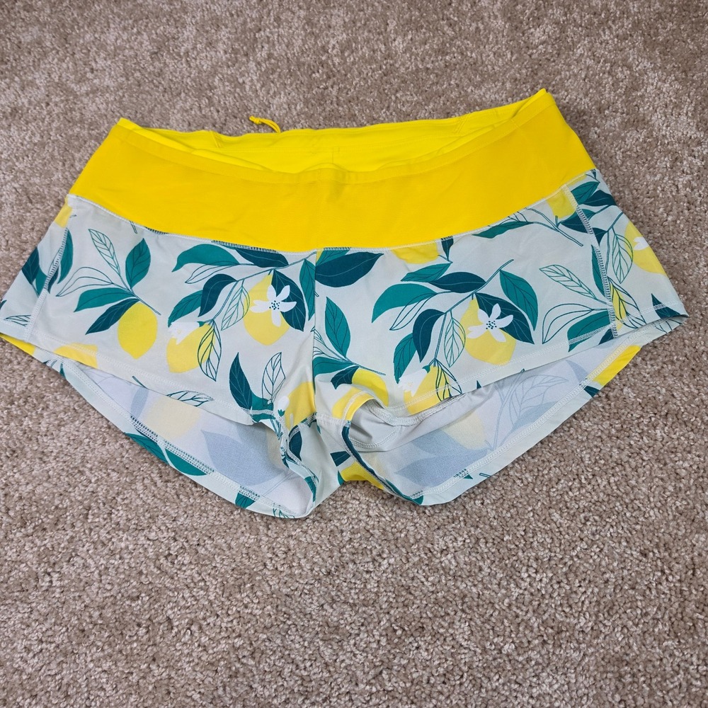 Oiselle Running Shorts Yellow Lemon Print Athletic Activewear Size 6